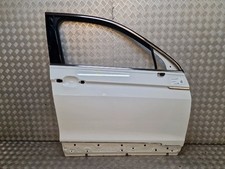Porte avant droite -