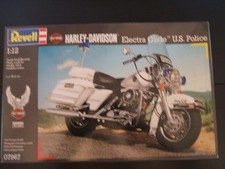 Maquette moto Revell 1/12