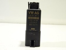 Boitier de prechauffage VOLKSWAGEN GOLF 6 CABRIOLET 038907281D