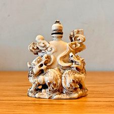Rare snuff bottle  ancienne  sculptée,  Chine ,Marque Ming