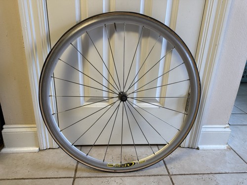 Vintage 700c front wheel - vintage,