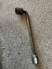 (D) FACOM clef à pipe 40 non débouchée