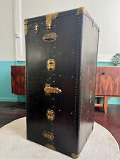 Malle de voyage ancienne / vintage 5 tiroirs et 11 cintres