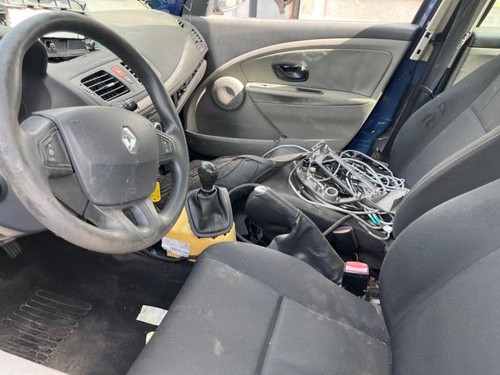 Porte avant droit renault - droit,