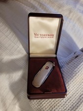 Petit couteau suisse Victorinox en argent 925 Rare Dans son écrin