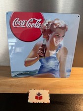 Plaque Métal Coca-Cola Vintage – Pin-Up Maillot de Bain – 30x30 cm