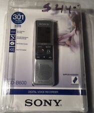 SONY ICD-B600 Digital Voice Recorder  512 MB Records 301 Hours - SILVER - NEW