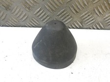 Ford Fiesta MK2 MKII - Cache supérieur des amortisseurs arrières