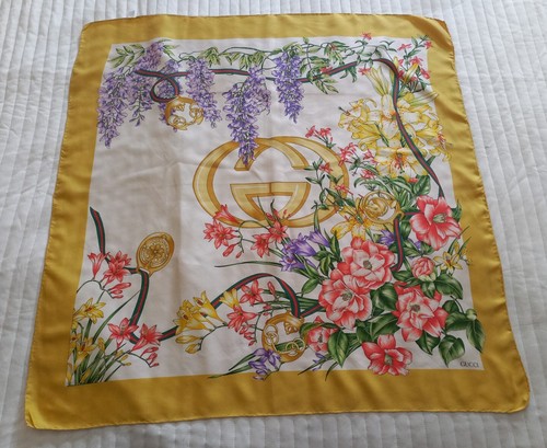 foulard gucci