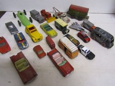 lot de voitures miniatures