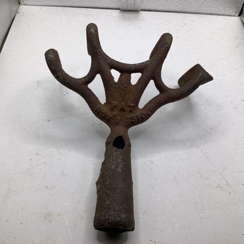 Antique cast iron tine - antique,