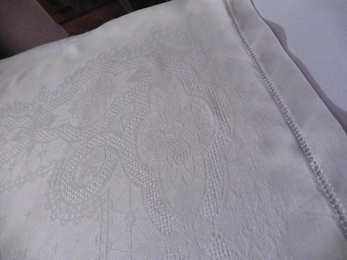 Superbe ancienne nappe damasse - superbe,