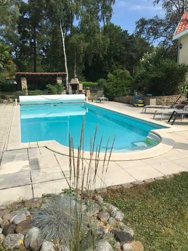 Volet motorisé pour piscine - volet,