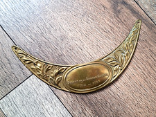 Une plaque de casque Adrian ww1  14/18 militaria.