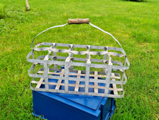 TRES RARE PORTE-BOUTEILLES CASIER EN ACIER ZINGUÉ 10 BOUTEILLES