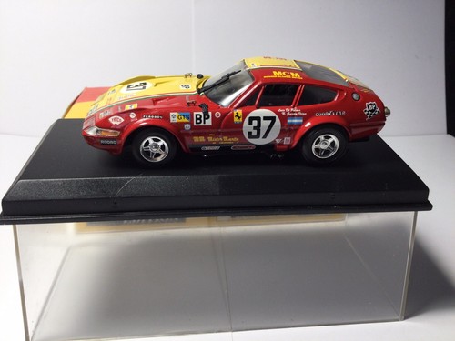 Voitures miniatures le - 1,