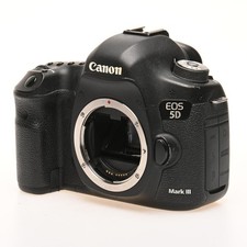 Canon EOS 5D Mark III env. 116