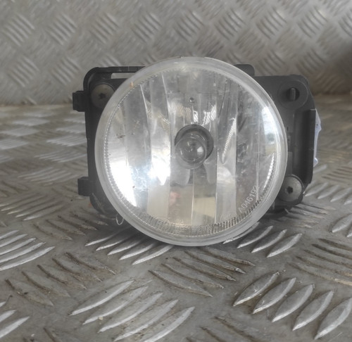 Feu antibrouillard avant droit - antibrouillard,