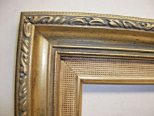 Cadre style XIXème  bois doré à l'or 30,8 X 25,5 Feuil. 18,5 X 13 cm