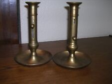 Paire de CHANDELIER A COUPELLE ET REMONTOIR A BOUGIE .