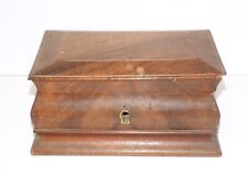 -ANCIEN COFFRET en NOYER A