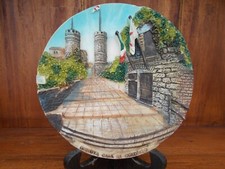 ASSIETTE MURALE A SUSPENDRE