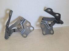 Charnière capot moteur pour Opel Meriva A essence de 2005