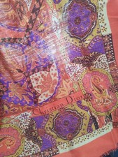 Grande étole Dior colorée 