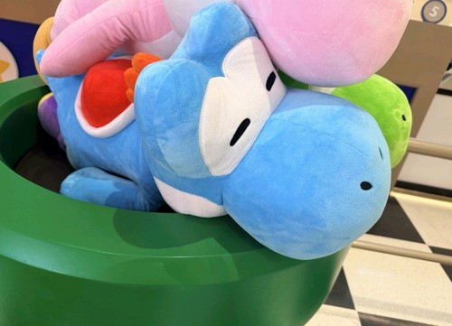 Nwt large blue yoshi - nwt,