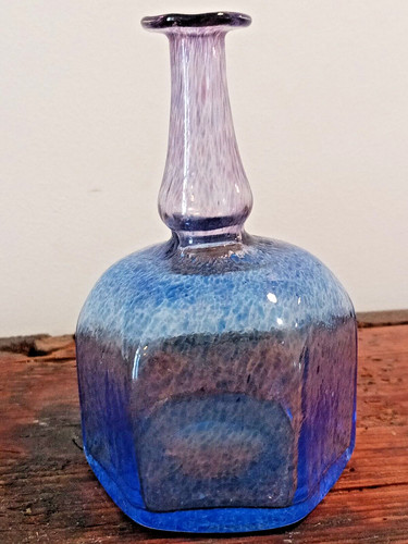 Bouteille bleue par - par, bertil
