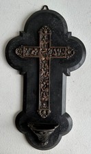 Ancien bénitier crucifix