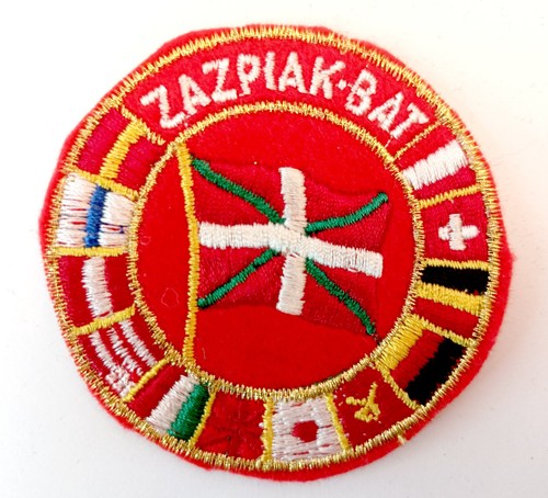 écusson zazpiak bat pays - Écusson, zazpiak-bat