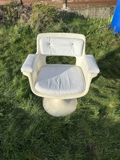 Jakob, le fauteuil tulipe
