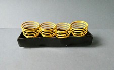 4 coquetiers ressort scoubidou