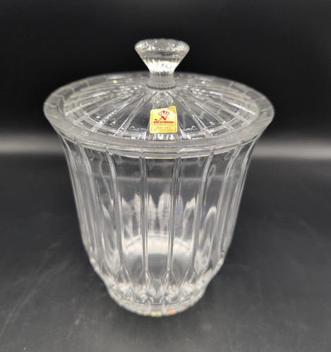 Vase avec couvercle - , cristal