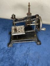 Très ancienne machine à coudre jouet SMJ
