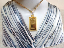 LINGOT OR en pendentif fantaisie avec chaine 50cm , métal alliage doré