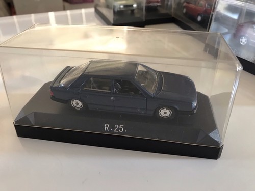 Solido voiture renault - 1/43,