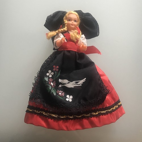 Poupée folklorique - poupée,,