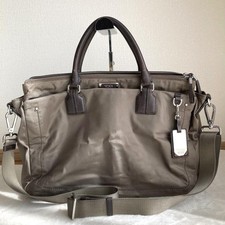 TUMI VOYAGEUR Bermuda 3 couches 2 voies sac d'affaires marron pour homme du...