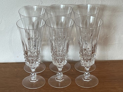 Verre flute à - 6,