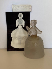 EISENBERG femme en crinoline
