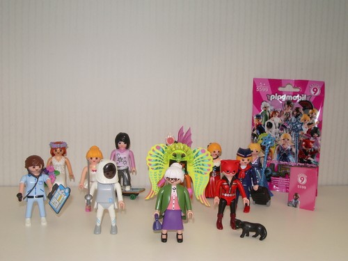 Figurine serie 9 figures - ///,