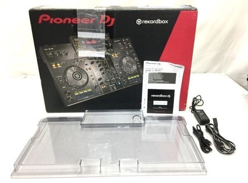 Cache poussière pour manette