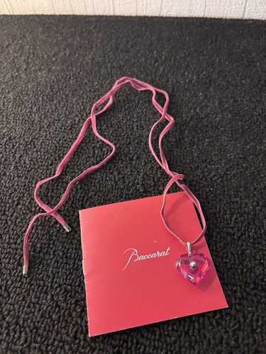 Collier cœur rose irisé - , en