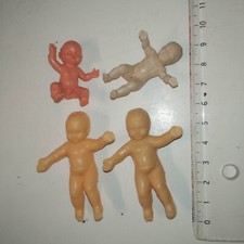 ancienne figurine  plastique -
