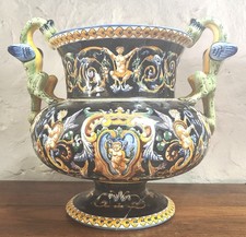 Gien. Superbe Vase/Cache Pot Syle Médicis, Anses Serpents. Hauteur 25 cm. Réparé