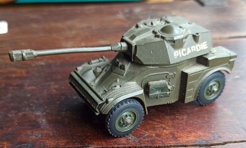 Char panhard aml - h90, f1