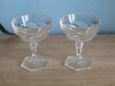 2 coupes a champagne en cristal d'arques du modèle orsay