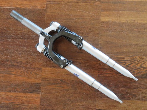 Fourche showa trek mogul - showa,